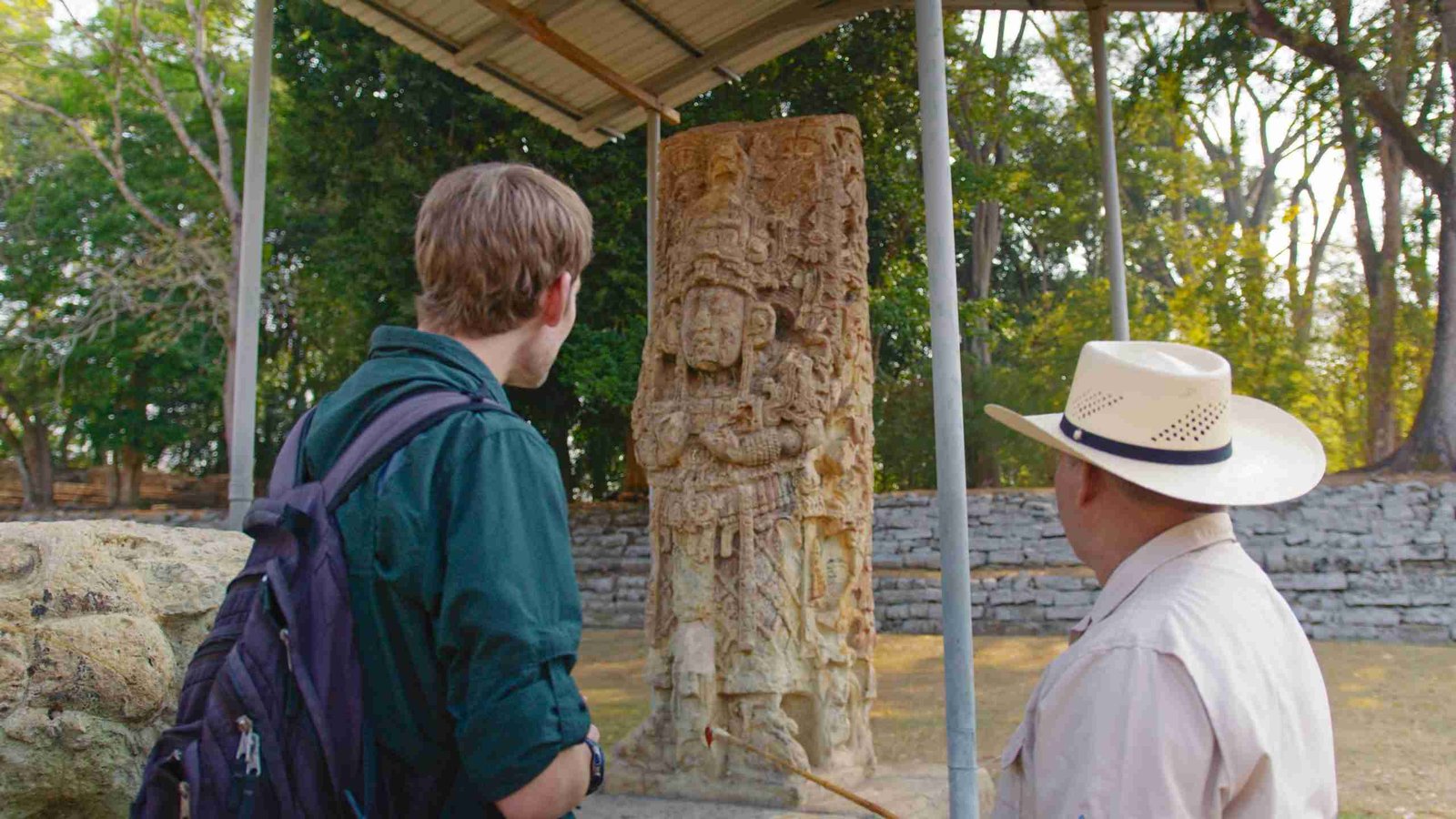 Turista y guía especializado en Sitio Maya de Copán Turista y guía especializado en Sitio Maya de Copán